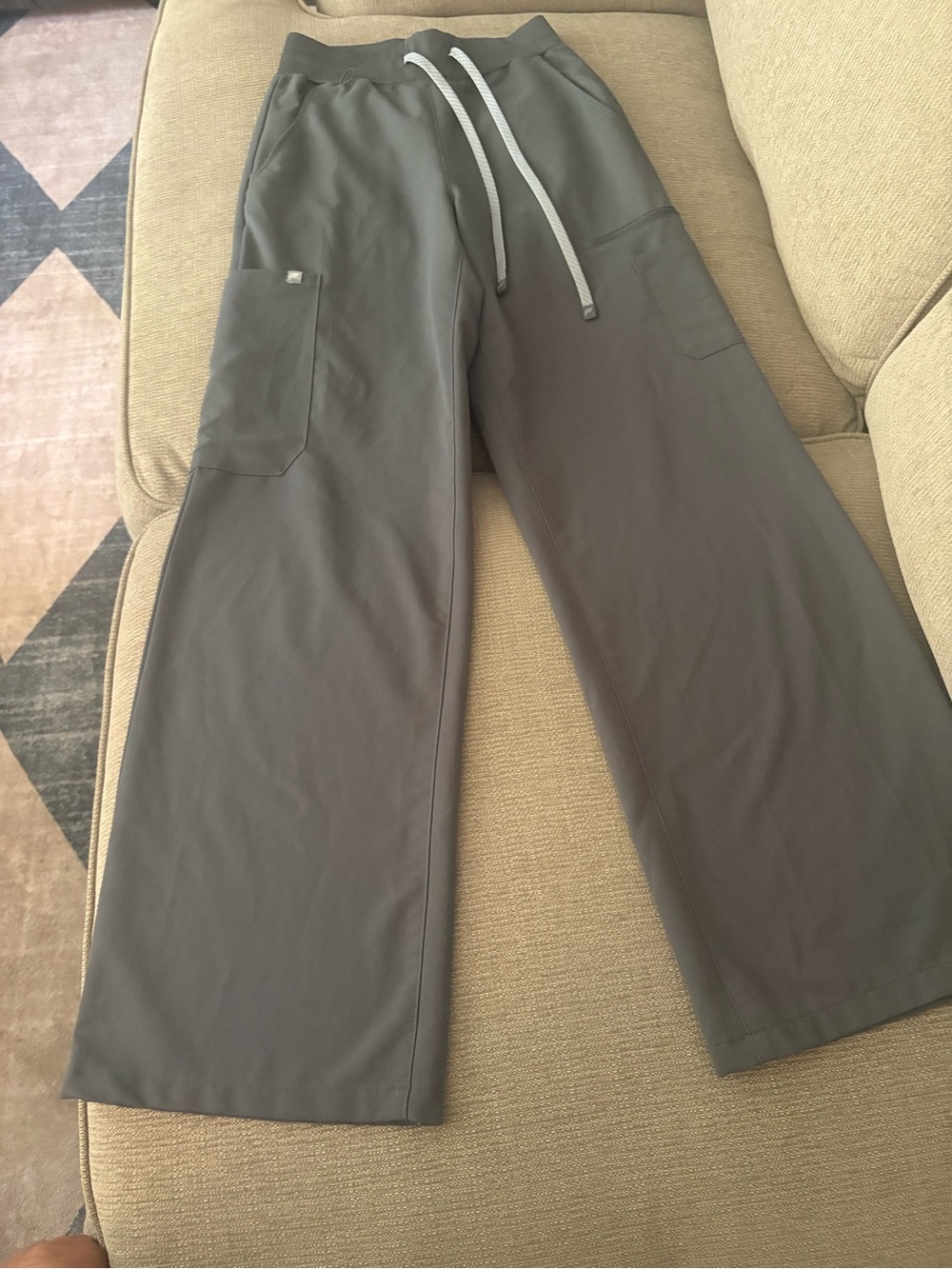 Women’s gray Fabletics wide leg scrub pants
